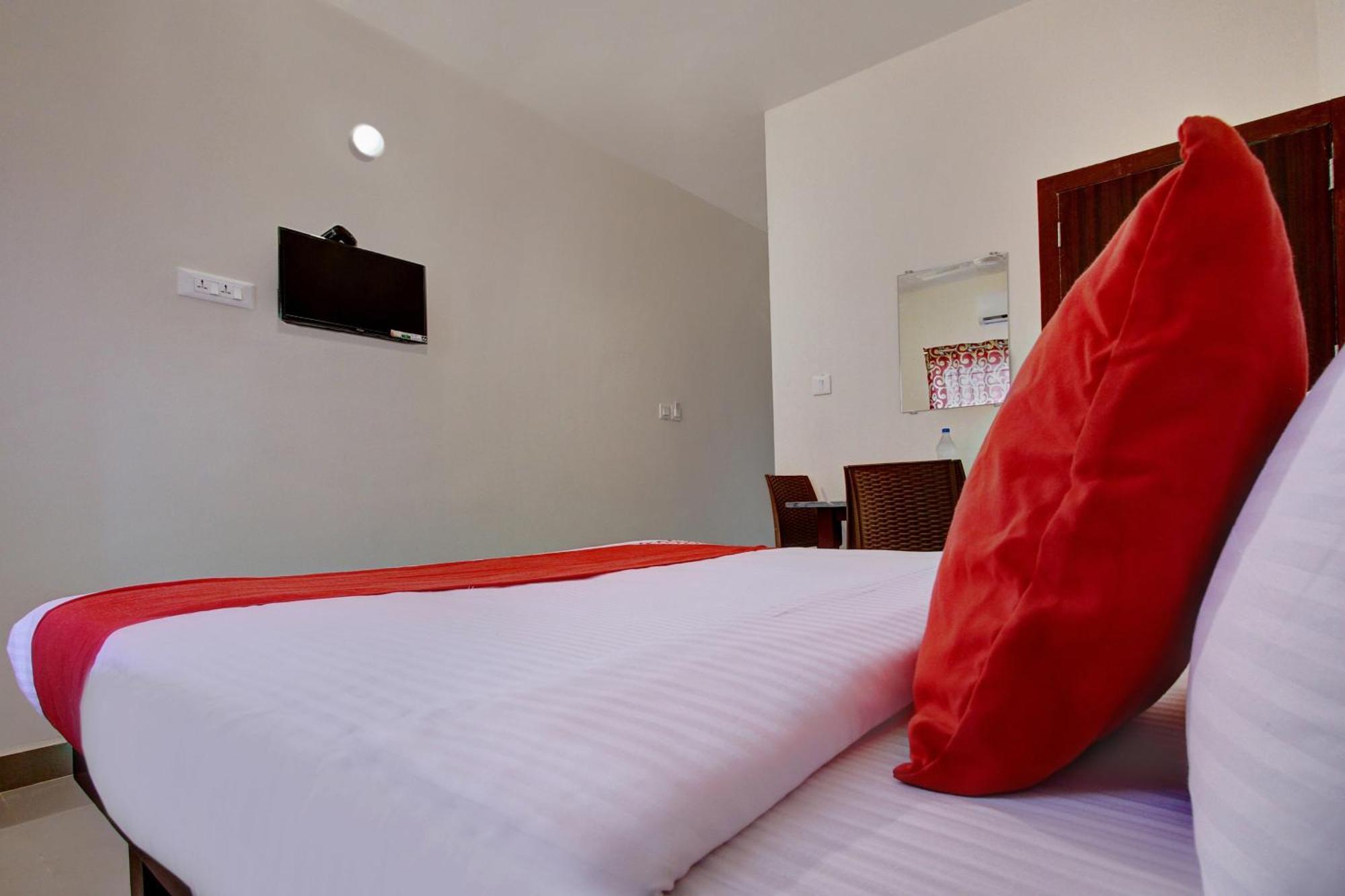 Hotel O Century Park Kāsaragod Eksteriør billede